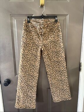 American Eagle Outfitters Tan and Dark Brown Leopard Jeans